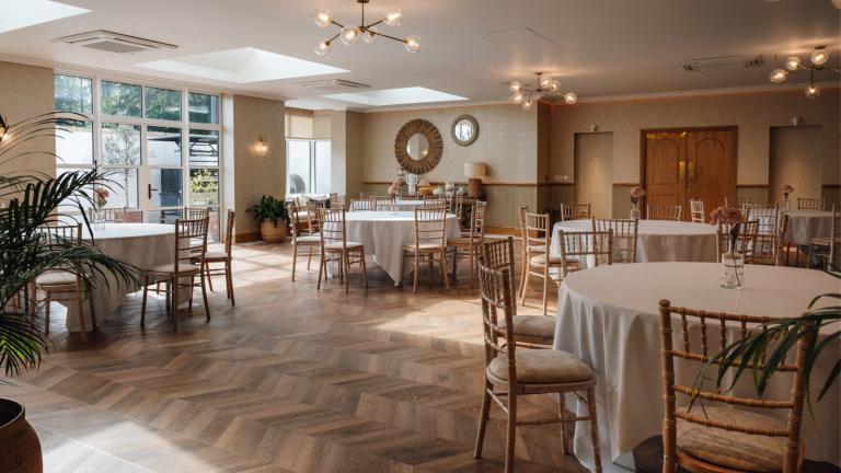 Fairlawns Hotel and Spa featuring Muraspec wallcoverings