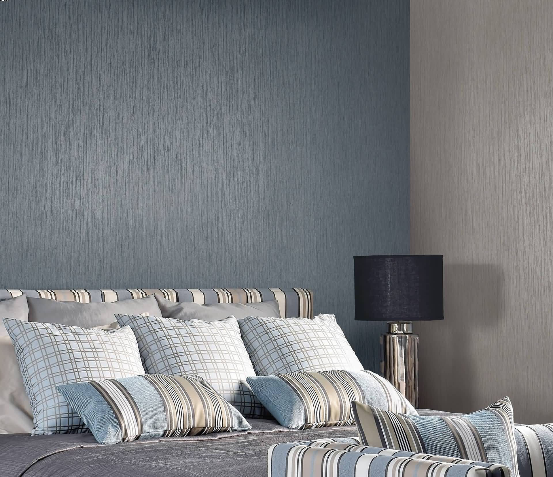 Plain Muraspec wallcovering in an interior